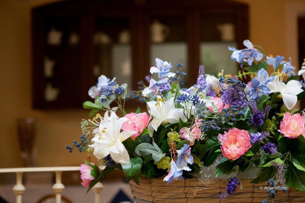 Albergo Del Lago กาปัลบีโอ ภายนอก รูปภาพ