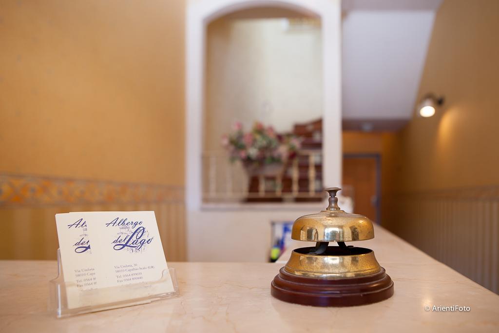 Albergo Del Lago กาปัลบีโอ ภายนอก รูปภาพ